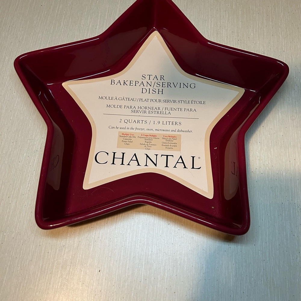 Chantal Red Star Bakepan/Serving Dish